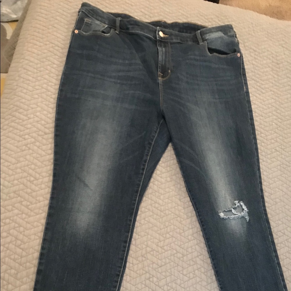 Size 18 Old Navy Destructed Skinny Jeans